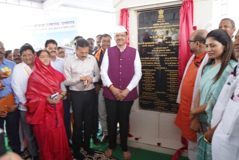 धरणगावमध्ये ५० खाटांच्या उपजिल्हा रुग्णालयाच्या नवीन इमारतीचे भूमिपूजन