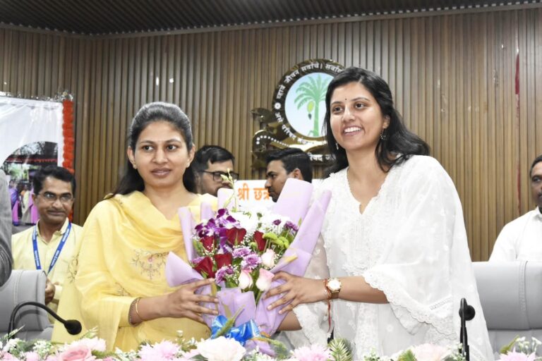 जळगाव येथे सरपंच संवाद – प्रशिक्षण कार्यक्रमाचे आयोजन