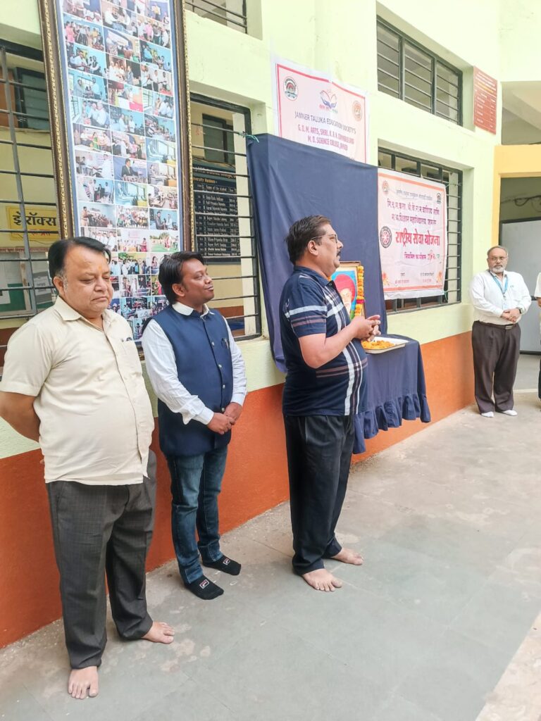 जामनेर महाविद्यालयात महात्मा ज्योतिबा फुले यांची २०० वी जयंती उत्साहात